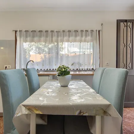 Estudio Entre Porto E Aveiro Carregosa