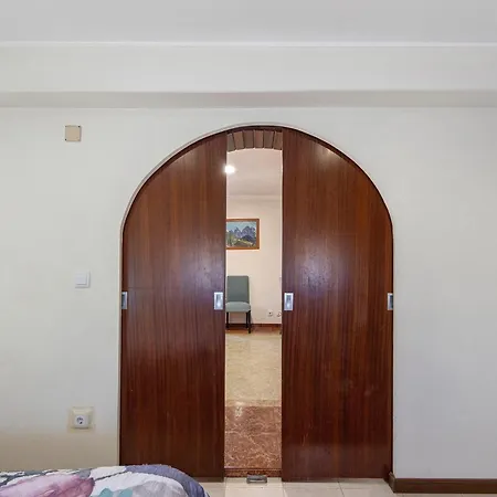 Estudio Entre Porto E Aveiro * Carregosa